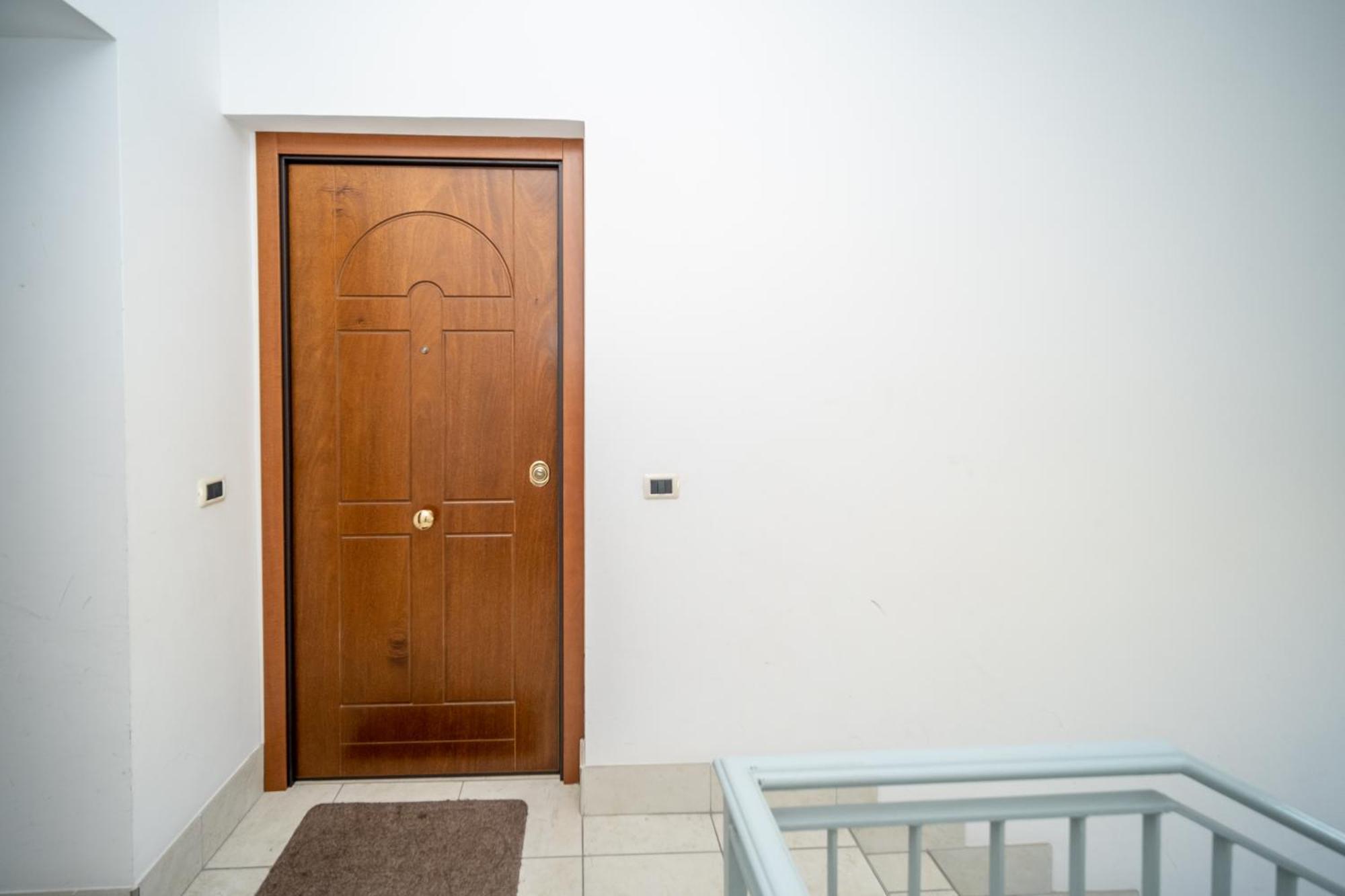 Fiumicino Business&Vacation Apt Wifi Luaran gambar